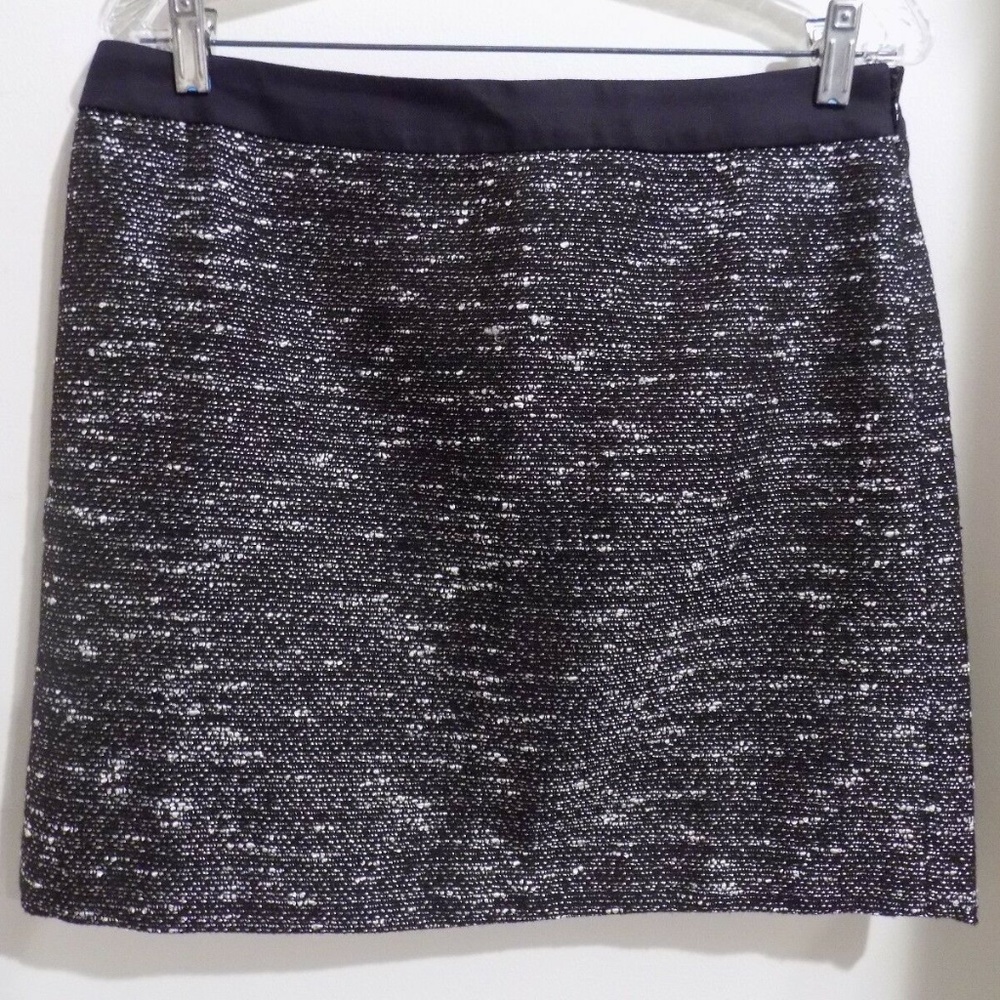 BANANA REPUBLIC Black with White Skirt, 10 New